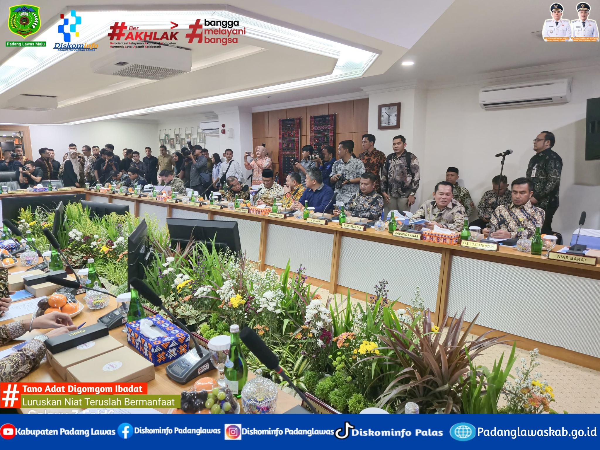 BUPATI PADANG LAWAS HADIRI (RUPS) RAPAT UMUM PEMEGANG SAHAM LUAR BIASA TAHUN 2025 PT. BANK SUMUT.
